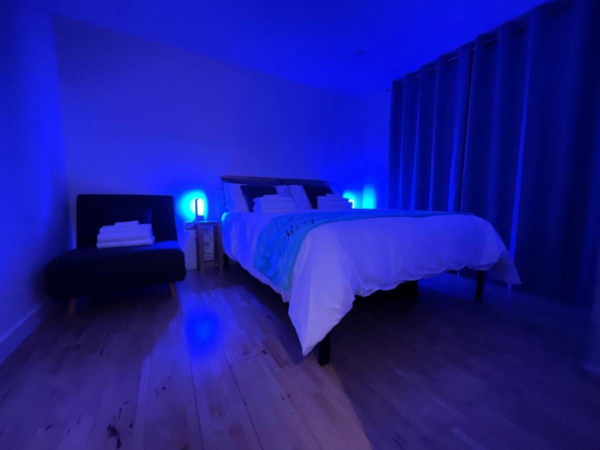 White Eden - Explore Cornwall From A Comfy Central Appartment セント・オーステル エクステリア 写真