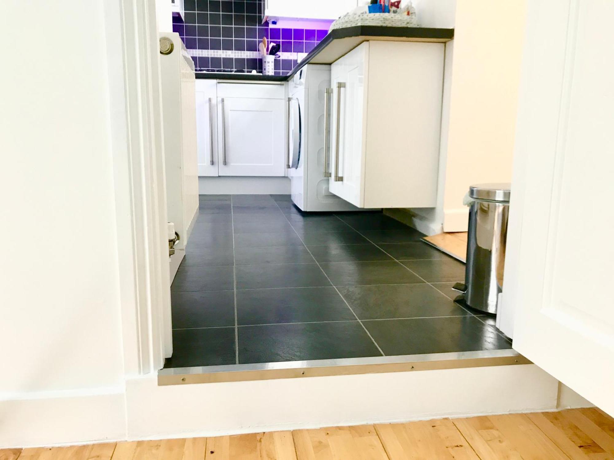 White Eden - Explore Cornwall From A Comfy Central Appartment セント・オーステル エクステリア 写真